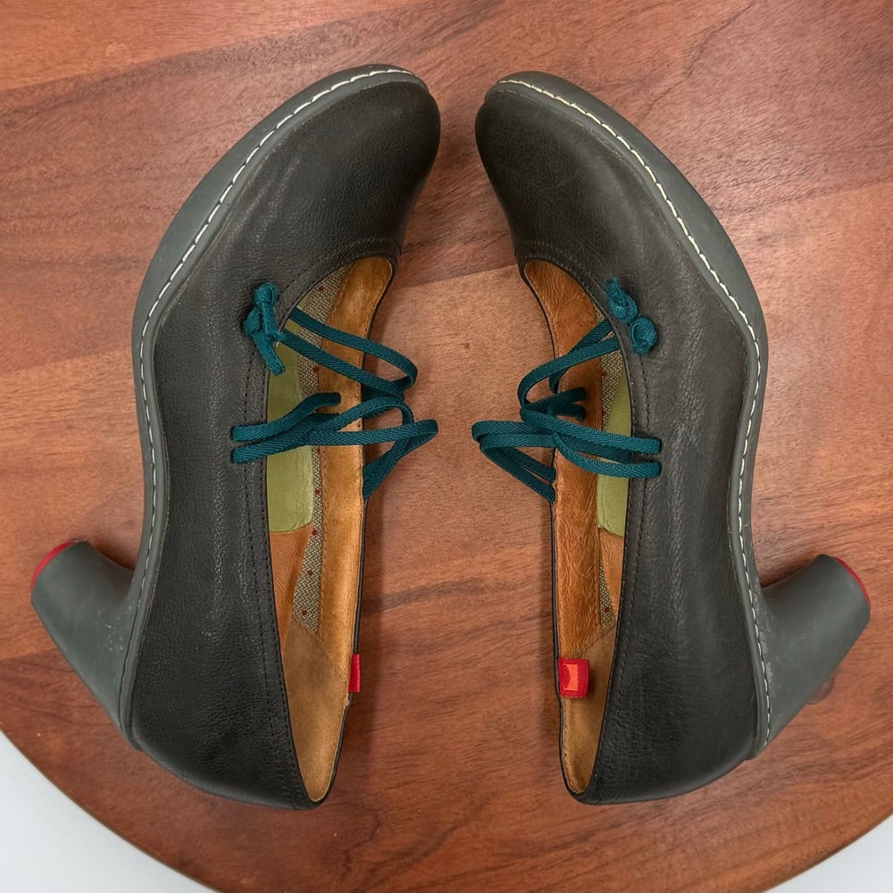 Camper‎ Beginner Heels Dark Gray Leather Elastic Mary Jane Pumps Womens 7 Twee - Picture 9 of 13